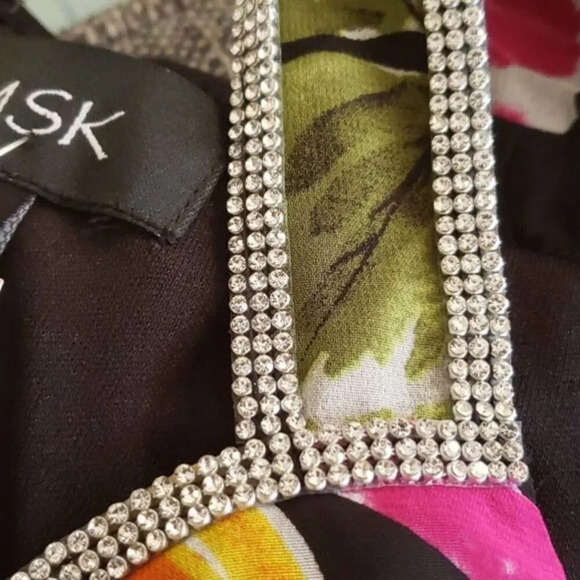 MSK SEQUINS TRIM Ruffle Floral‎ Dress NWT Size Small. Knee Length - Picture 6 of 8